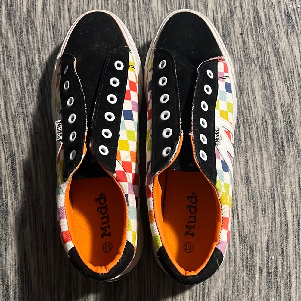 Mudd rainbow checkered shoes women’s size 10